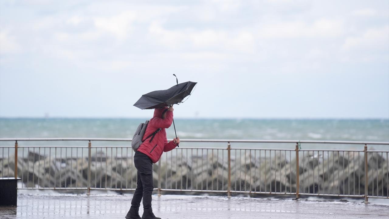 Meteoroloji'den 48 il için "sarı" alarm: Kuvvetli yağış, fırtına ve çığ uyarısı