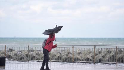 Meteoroloji'den 48 il için "sarı" alarm: Kuvvetli yağış, fırtına ve çığ uyarısı