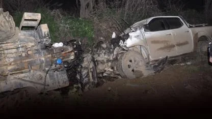 Ödemiş’te Traktör ile Pikap Çarpıştı: 2 Sürücü Yaralandı