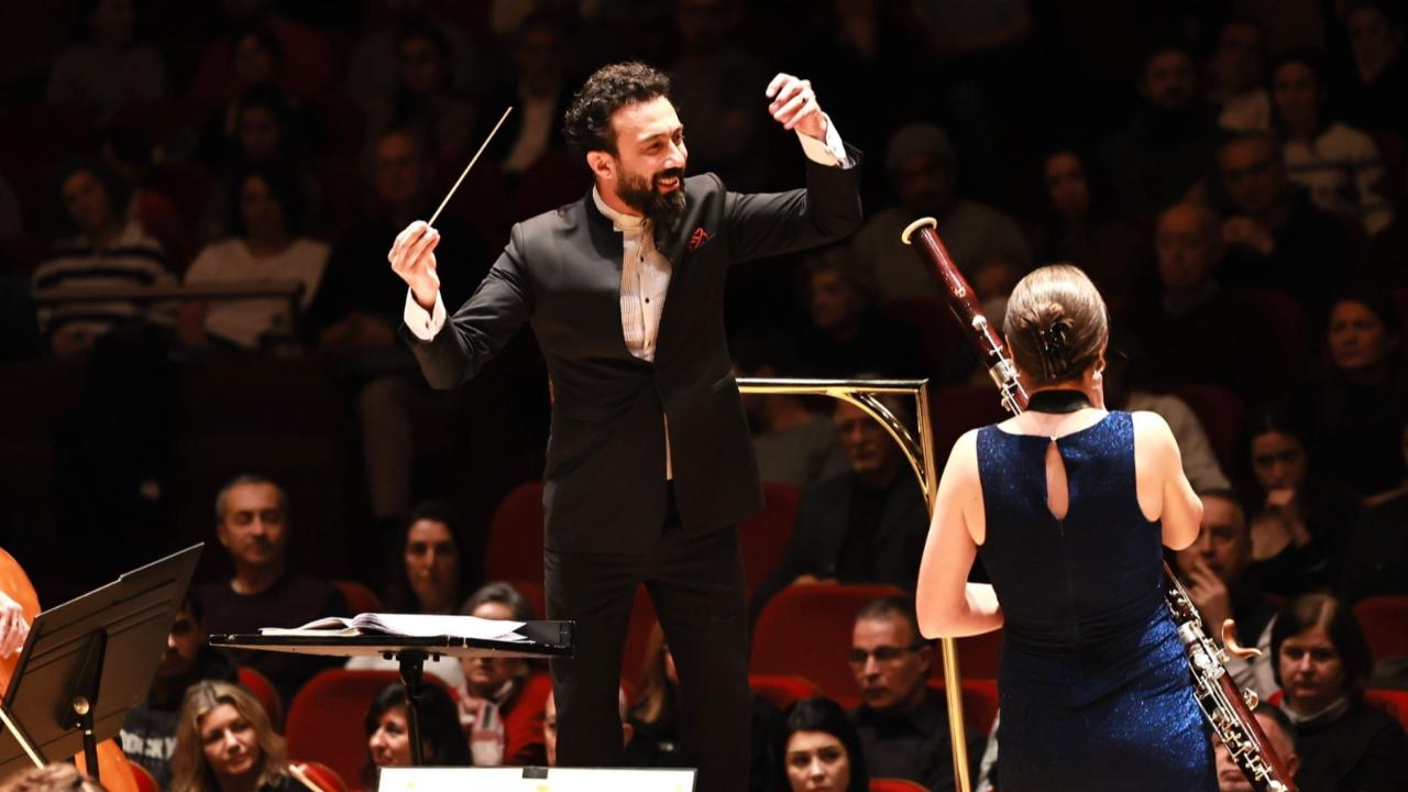 Sophie Dervaux, İzmirli müzikseverleri büyüledi