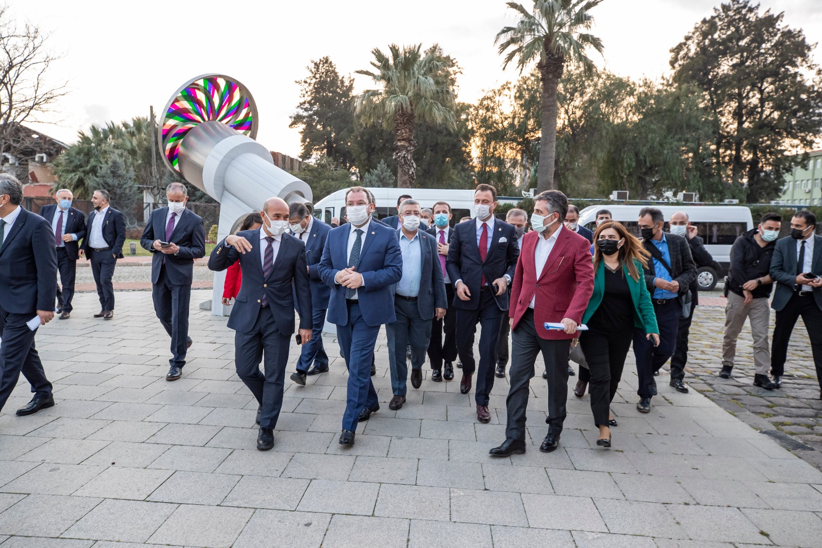 Büyükşehir Belediyesi'nden deprem brifingi