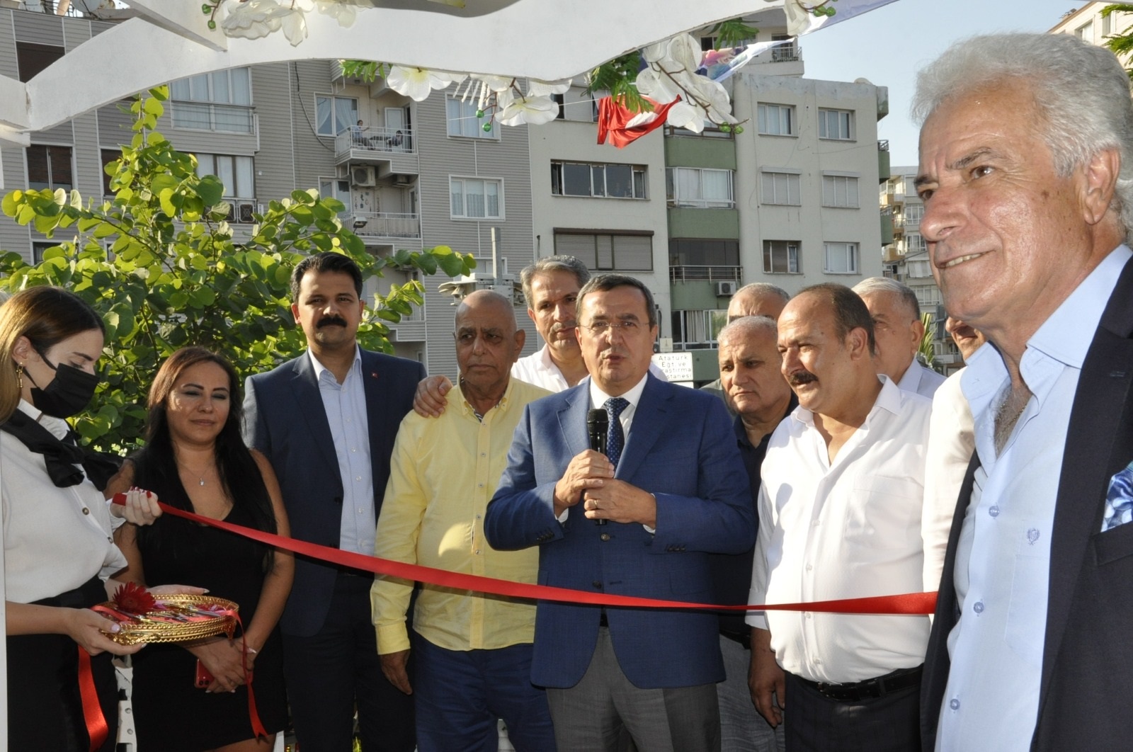 HOUDİNİ PUB&Cafe, Bistro Hizmete Başladı!