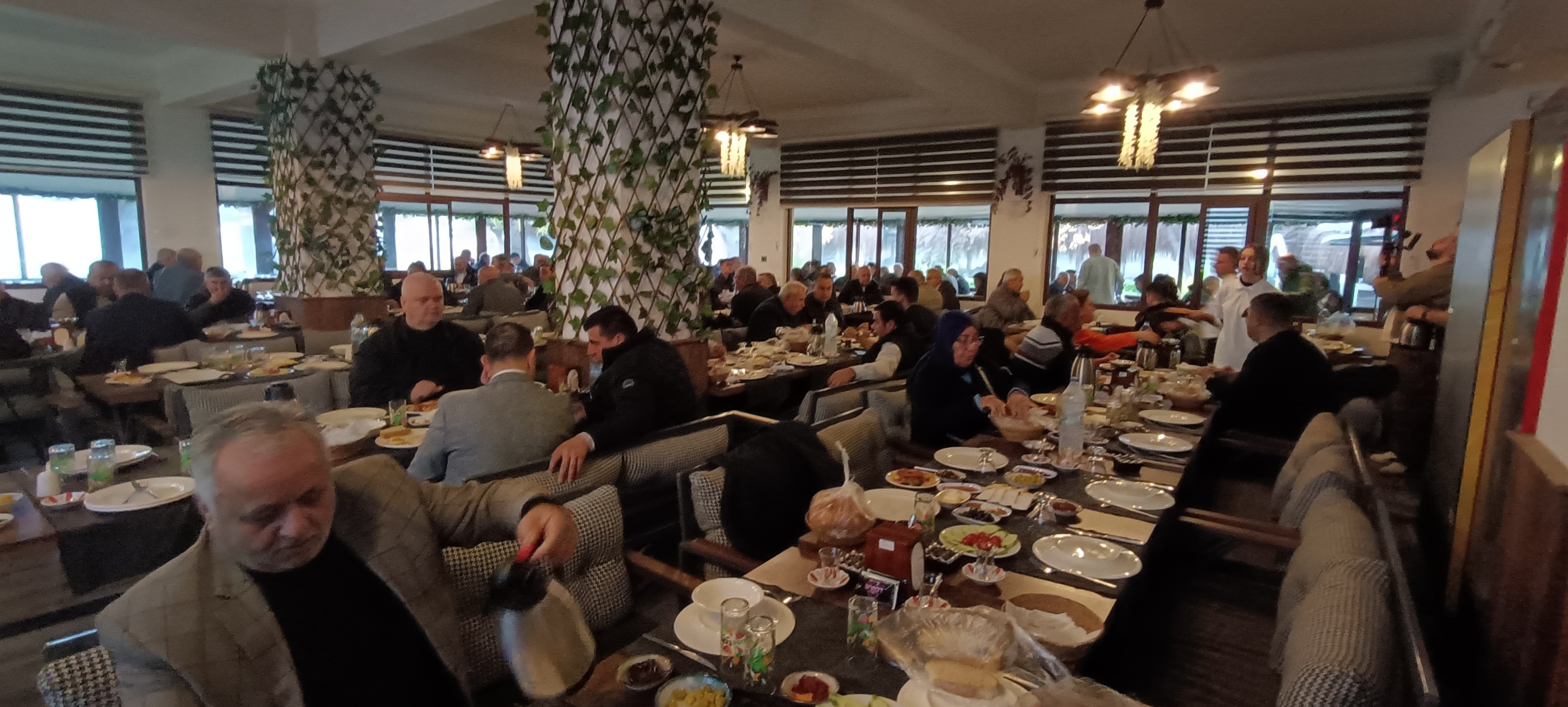 Erkan Özkan: Menderes’te esnaf da var, irade de var, birlik de var