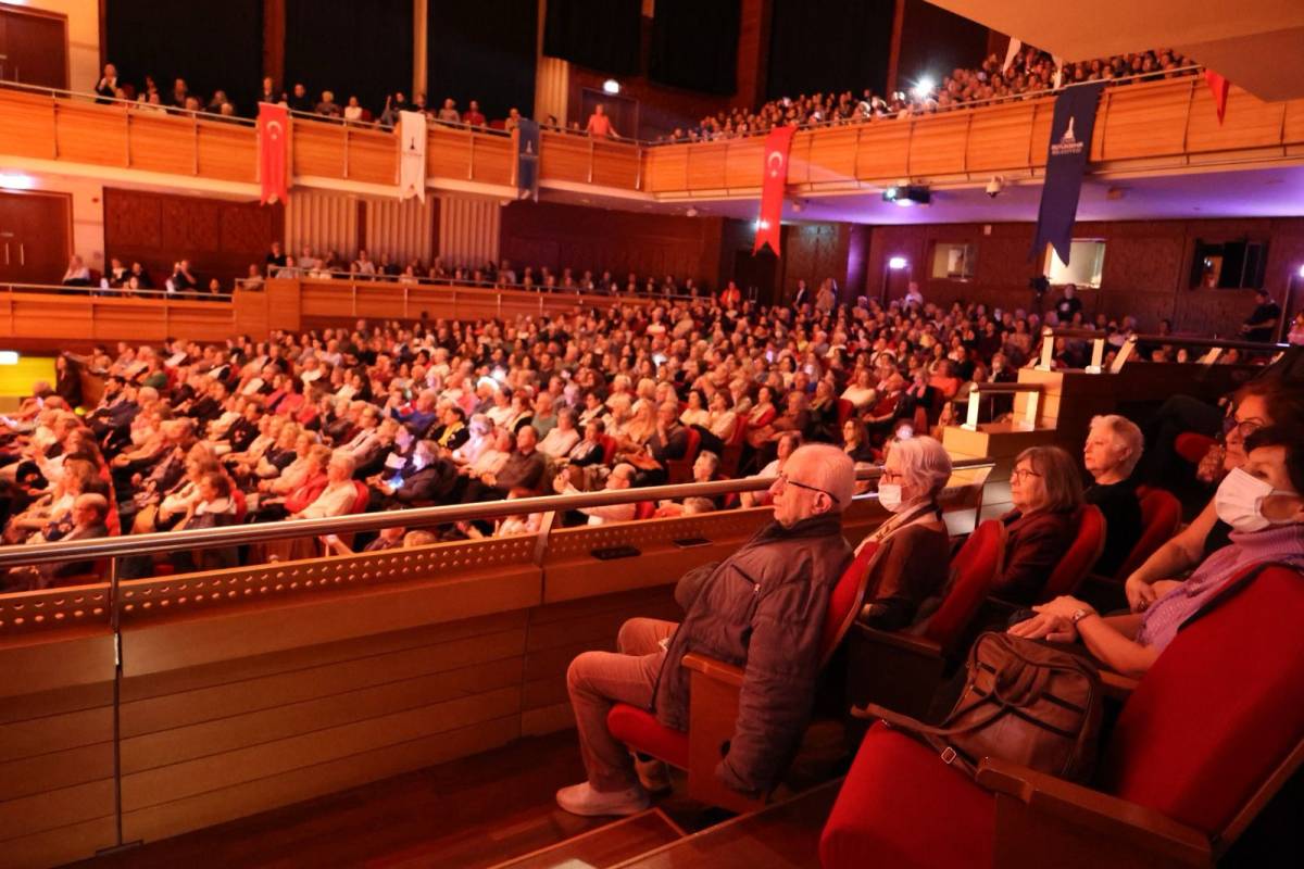 İzmir’de kadınlar şiddete karşı yürüyecek