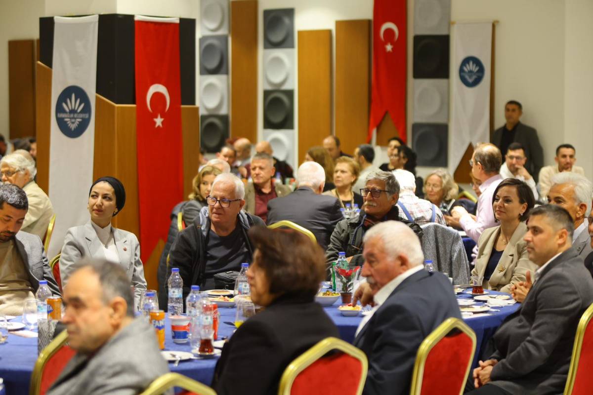 Karabağlar ‘da eğitim emekçilerine anlamlı gece