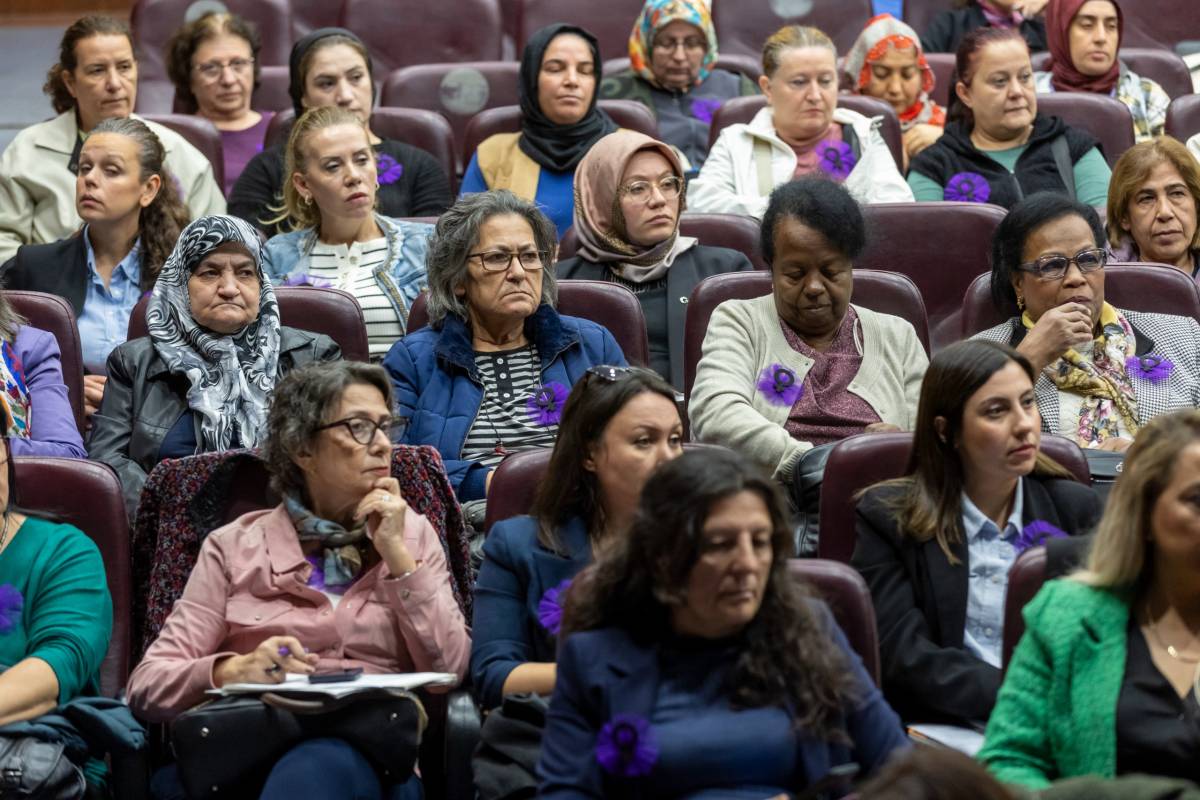 Konak’tan şiddetle mücadeleye güçlü destek