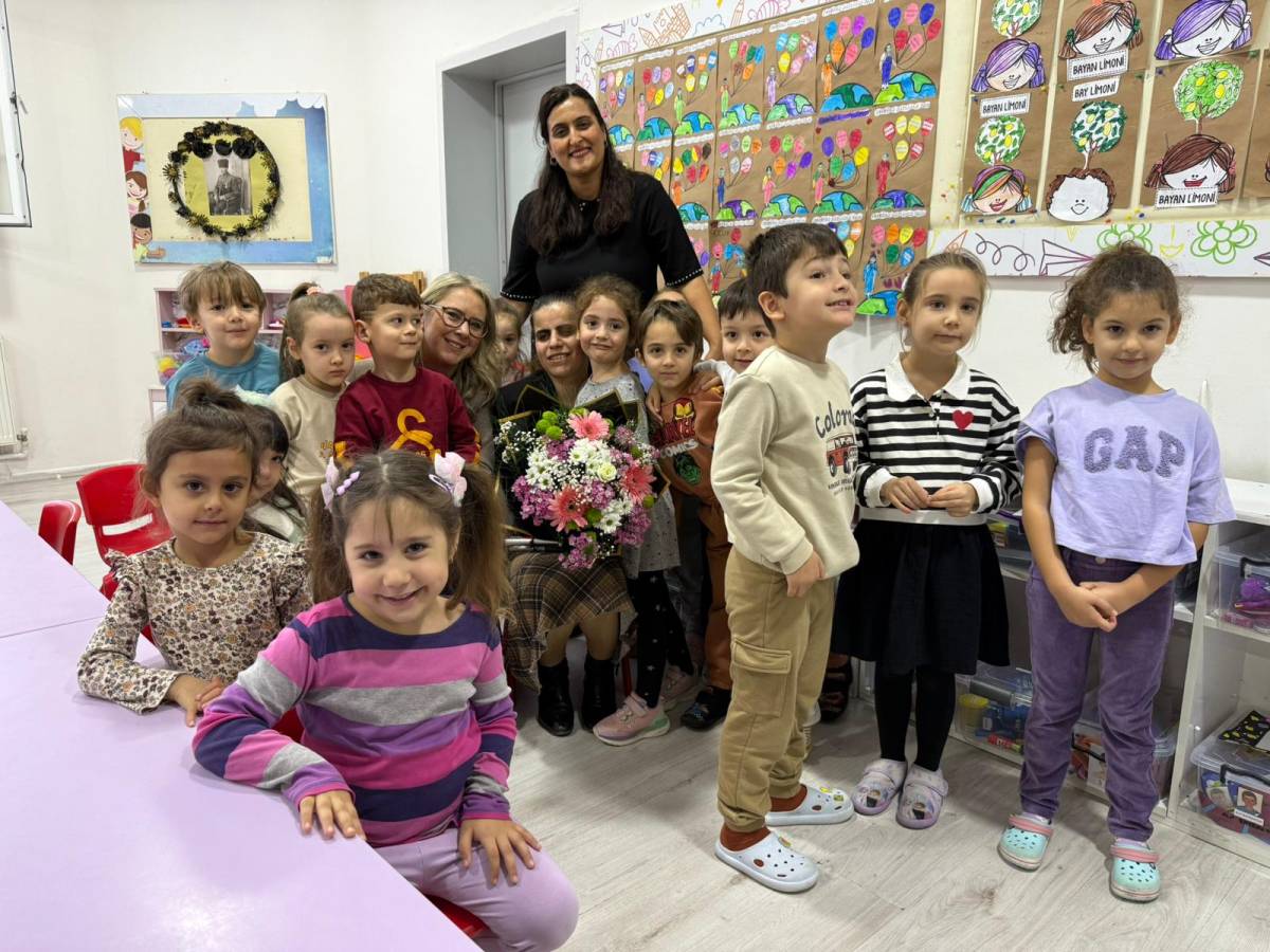 AK Partili Çankırı’dan Görme Engelli Burcu Öğretmene Ziyaret