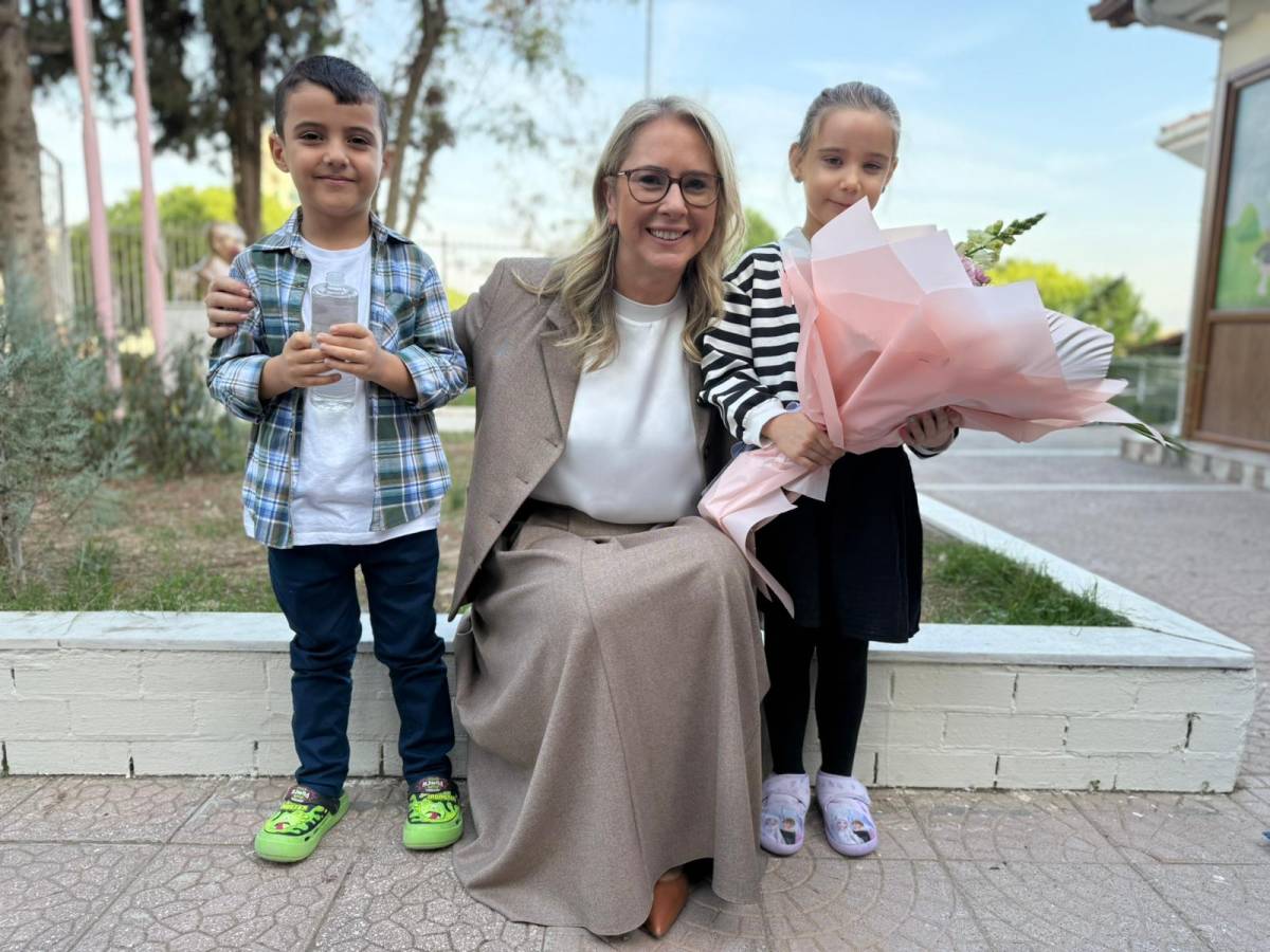 AK Partili Çankırı’dan Görme Engelli Burcu Öğretmene Ziyaret