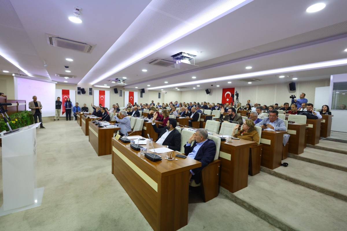 Karabağlar Meclisinde Gündem Kentsel Dönüşüm