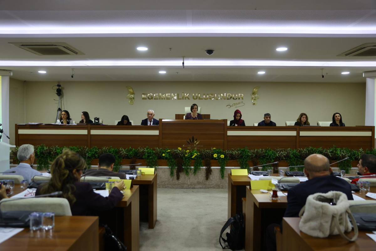 Karabağlar Meclisinde Gündem Kentsel Dönüşüm