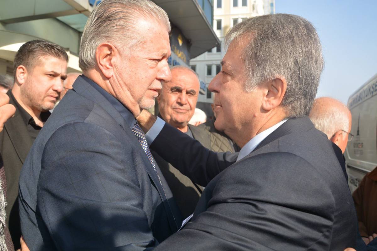 İzmir Esnaf Teşkilatı, Duayen Başkan Cemal Tercan’ı Son Yolculuğuna Uğurladı