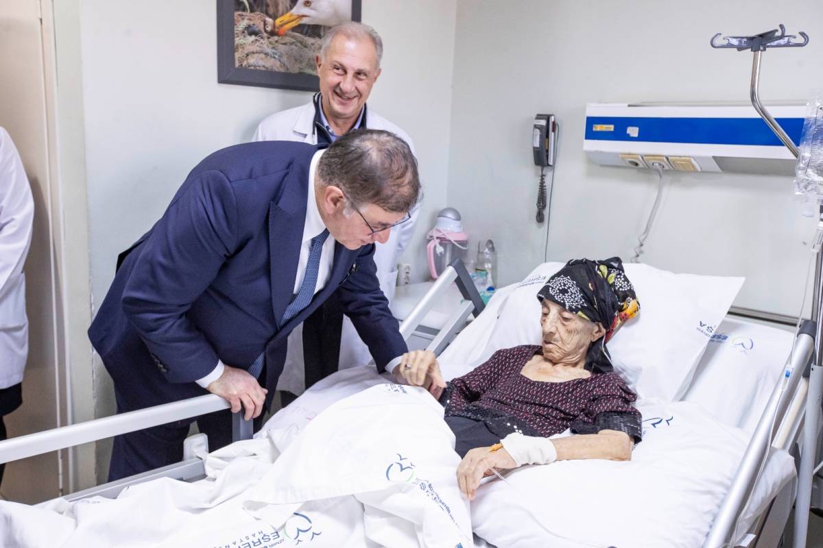 İzmir sağlıkta yerel yönetim modeliyle Türkiye’ye örnek oldu