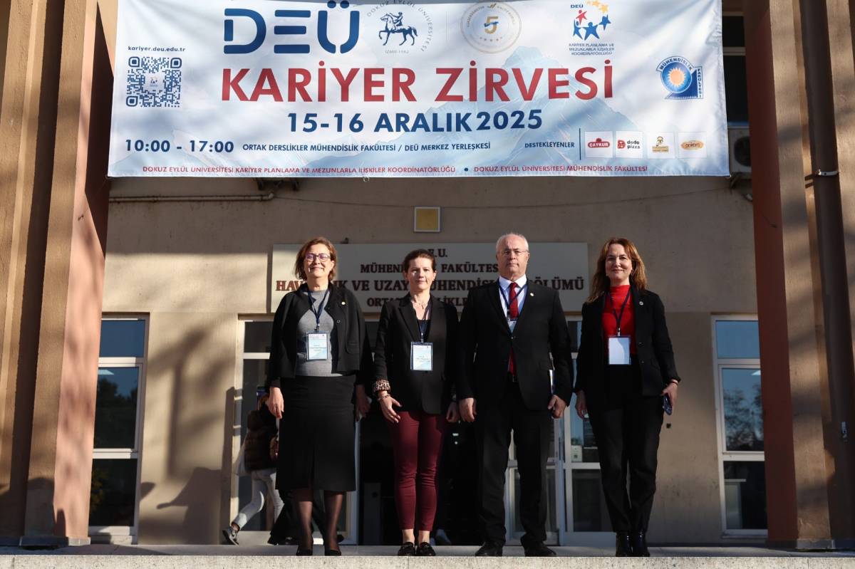 50 Firma Temsilcisi Deü'lü Öğrencilerle Buluştu