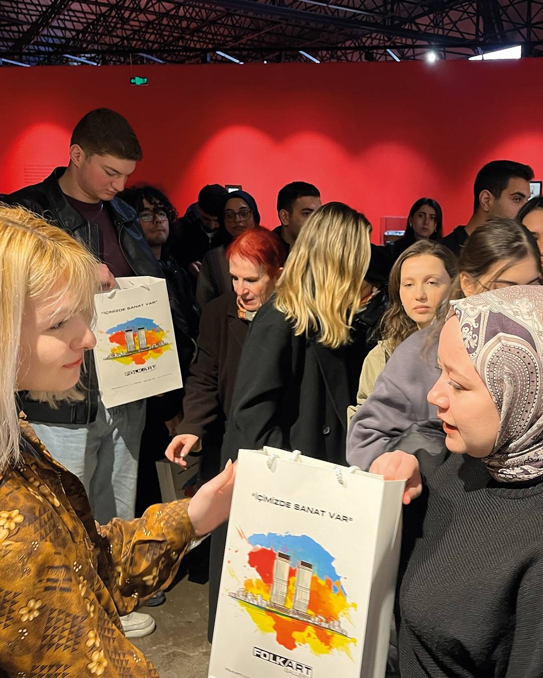 Mesut Sancak’tan İzmir’e Teşekkür: Atatürk ve Refik Anadol Sergilerinde Final Günü