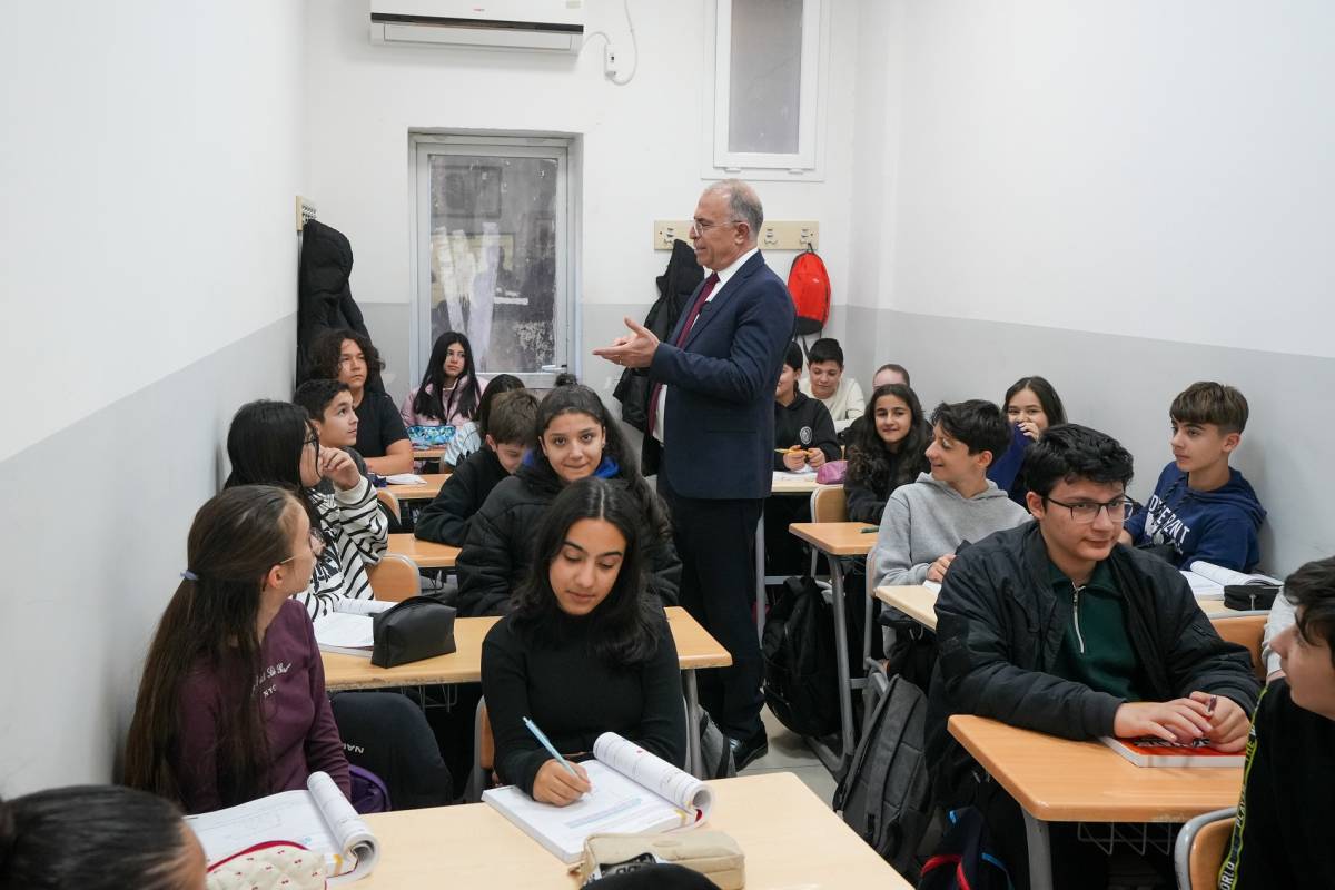 Gaziemir Belediyesi’nden öğrencilere ücretsiz eğitim hizmeti