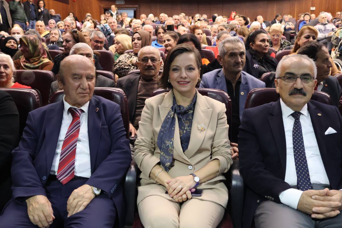 İzmir’de 3 Aralık Engelliler Günü Buluşması: Dayanışma ve Eşitlik Mesajları Ön Planda