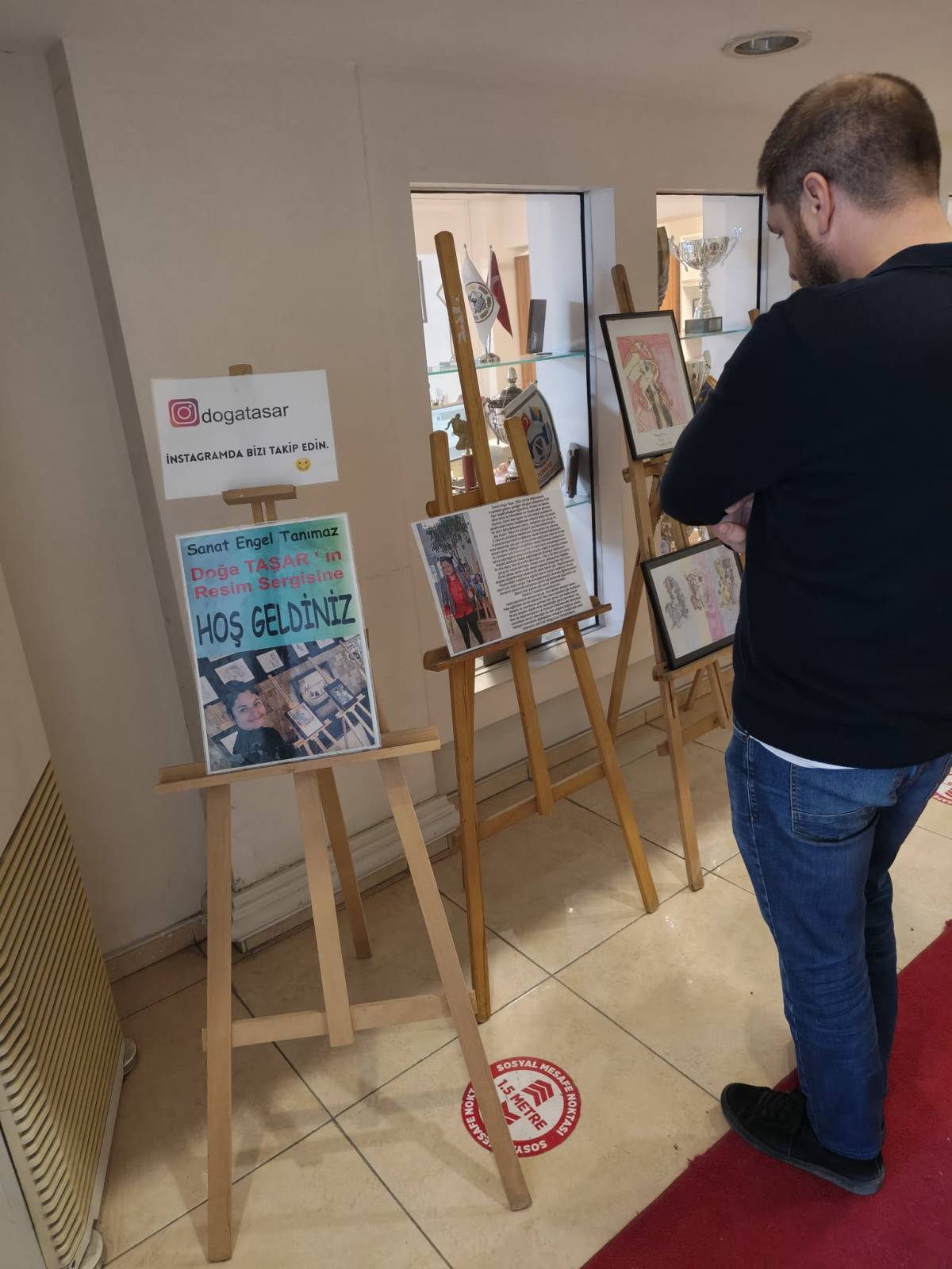 “Sanat Engel Tanımaz” Projesi ile Yoluna Devam Eden Doğa Tasar, 12. Kişisel Sergisini Açtı