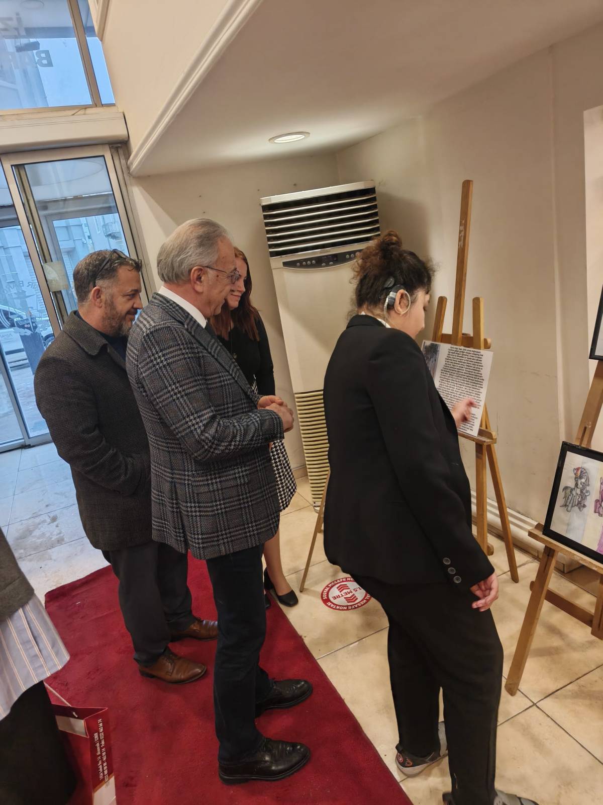 “Sanat Engel Tanımaz” Projesi ile Yoluna Devam Eden Doğa Tasar, 12. Kişisel Sergisini Açtı