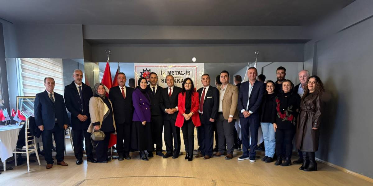 İz Metal-İş Sendikası’nın 1. Olağan Genel Kurulu yoğun katılımla gerçekleştirildi.