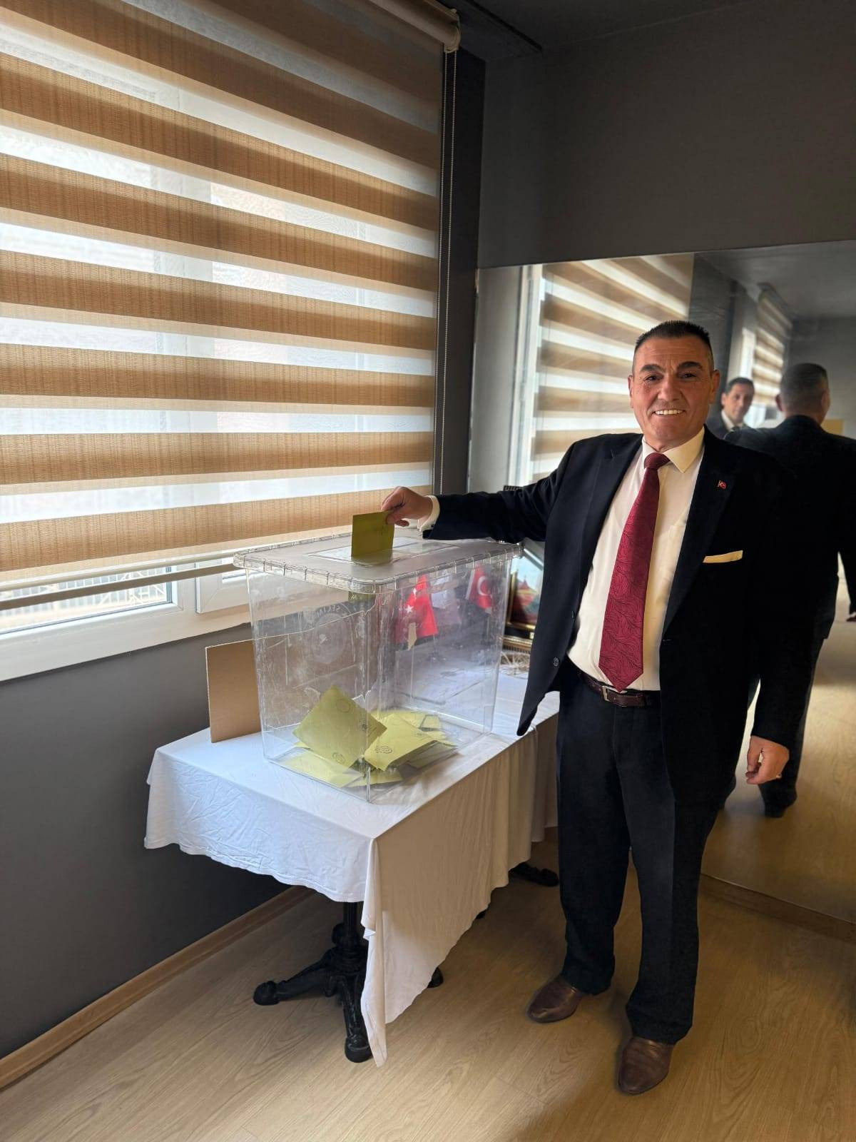 İz Metal-İş Sendikası’nın 1. Olağan Genel Kurulu yoğun katılımla gerçekleştirildi.