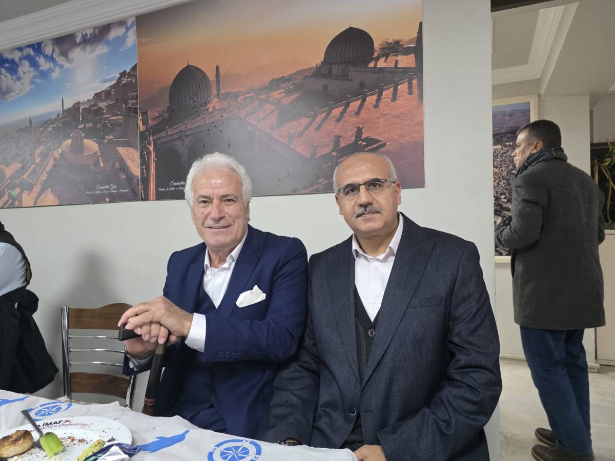 İzmir Mardinliler Federasyonu İstişare Heyeti Kahvaltılı Toplantıda Bir Araya geldi