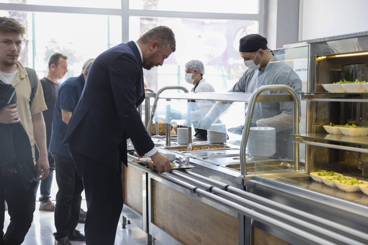 Buca’da dayanışma sofrası büyüyor