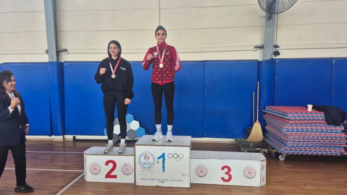 Bayraklı Belediyesi Spor Kulübü Kick Boksta İstikrarlı Başarısını Sürdürüyor