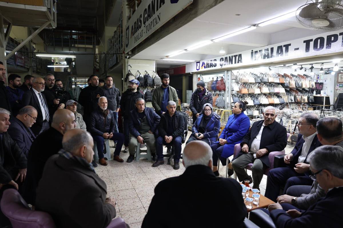 Başkan Saygılı'dan İzmir Büyükşehir Belediyesi'ne Çankaya katlı otopark çıkışı!