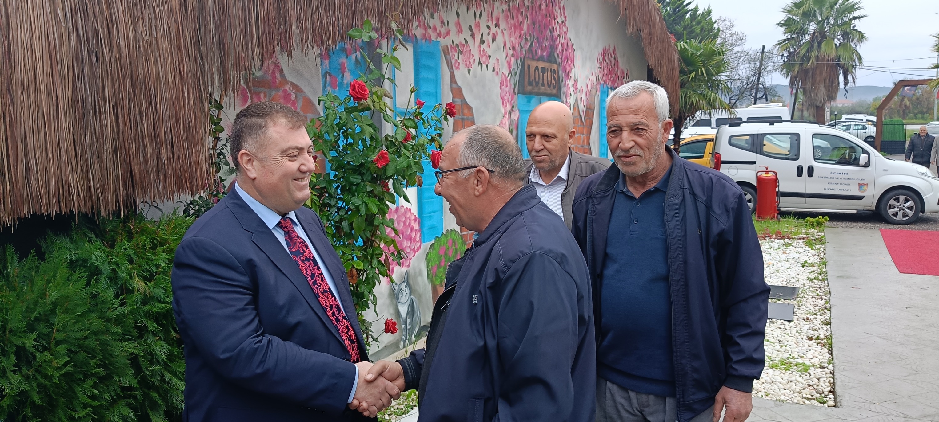 Erkan Özkan: Menderes’te esnaf da var, irade de var, birlik de var