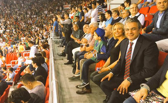 İstanbul’da destan: Kaf-Kaf 28 yıl sonra şampiyon!